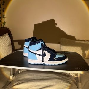 Women’s Air Jordan 1 Retro High OG blue chill